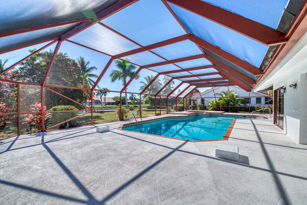 En Venta: $995,000 (4 camas, 2 baños, 2859 Pies cuadrados)