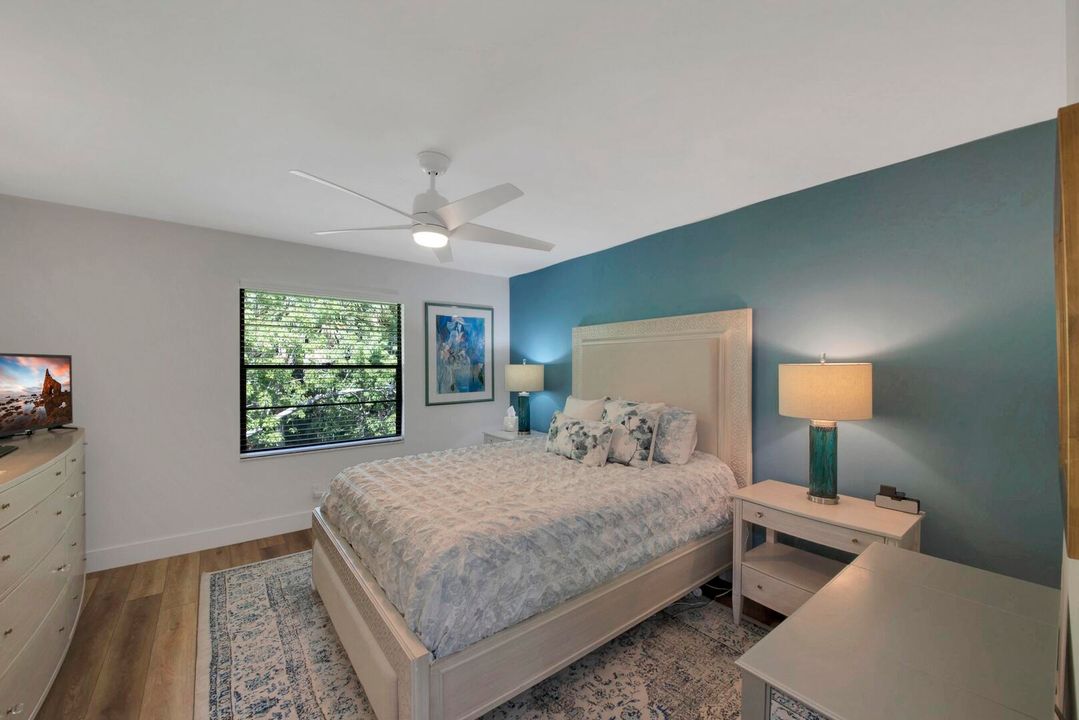 En Venta: $324,900 (2 camas, 2 baños, 1200 Pies cuadrados)