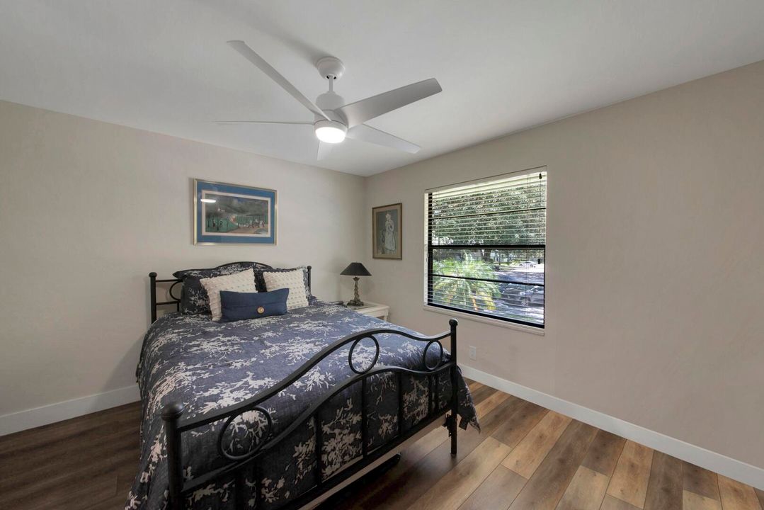 En Venta: $324,900 (2 camas, 2 baños, 1200 Pies cuadrados)