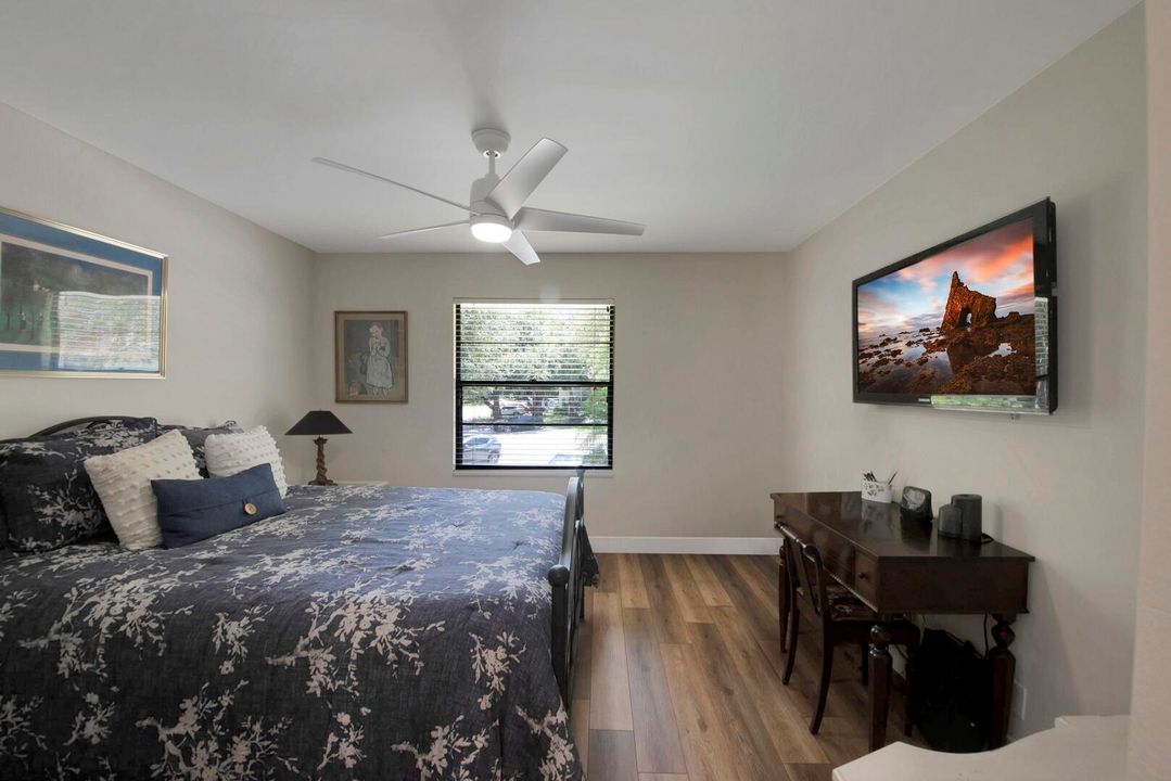 En Venta: $324,900 (2 camas, 2 baños, 1200 Pies cuadrados)