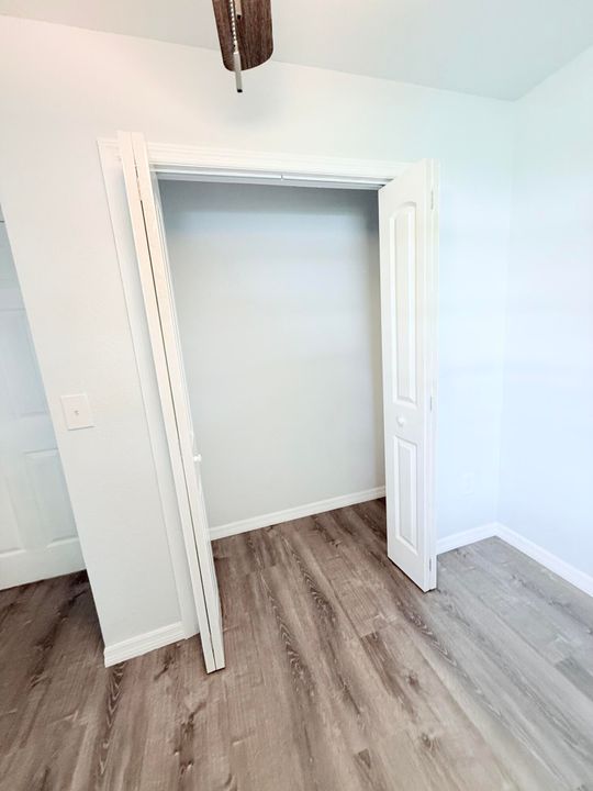 For Sale: $290,000 (3 beds, 1 baths, 1520 Square Feet)