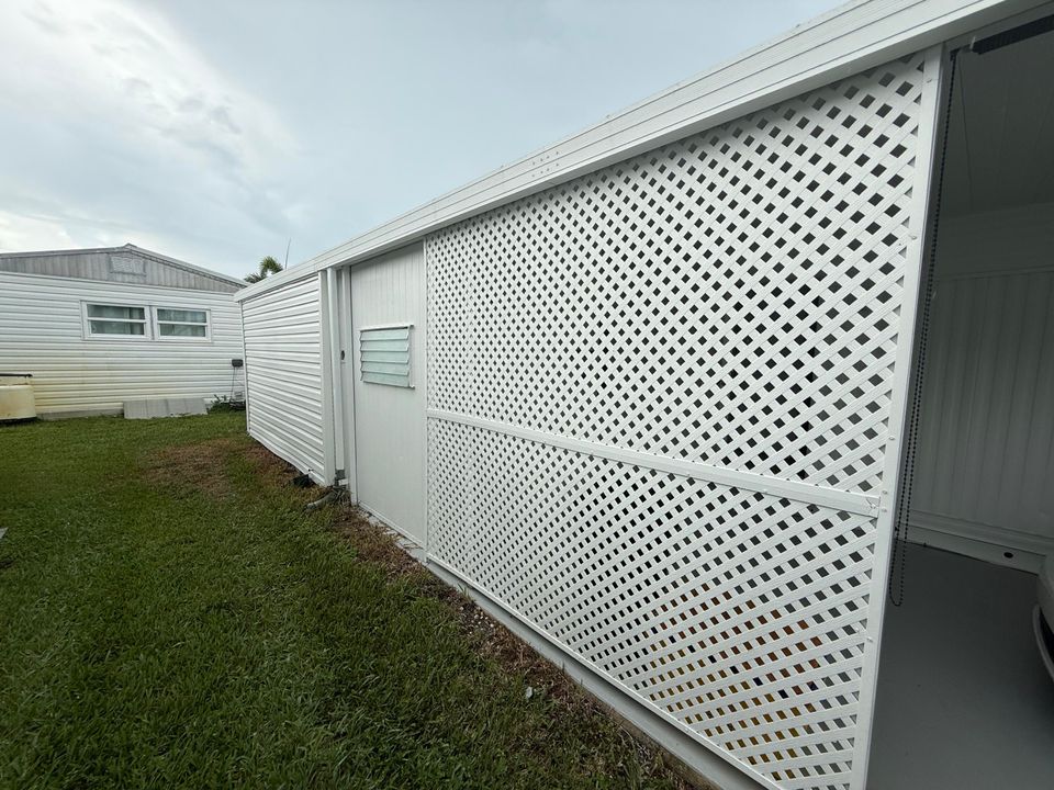 En Venta: $184,000 (2 camas, 2 baños, 944 Pies cuadrados)