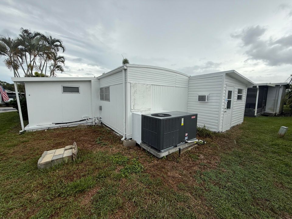 En Venta: $184,000 (2 camas, 2 baños, 944 Pies cuadrados)