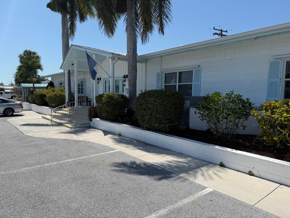 En Venta: $184,000 (2 camas, 2 baños, 944 Pies cuadrados)