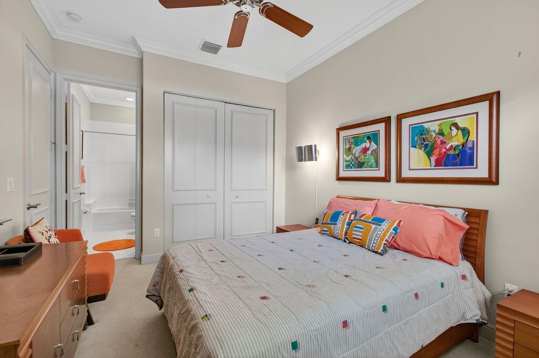 Activo con contrato: $1,125,000 (5 camas, 4 baños, 3372 Pies cuadrados)