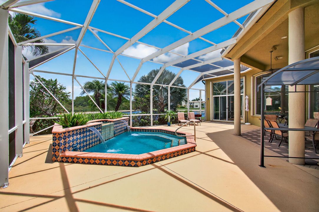 Activo con contrato: $1,125,000 (5 camas, 4 baños, 3372 Pies cuadrados)