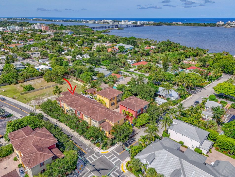 待售: $475,000 (3 贝兹, 3 浴室, 1727 平方英尺)