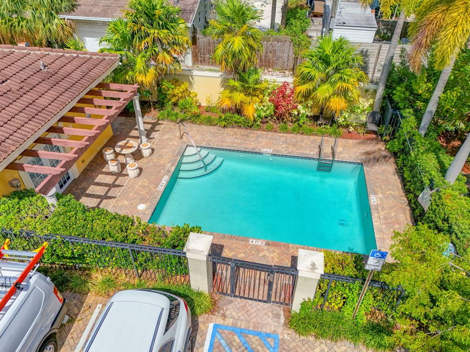 待售: $475,000 (3 贝兹, 3 浴室, 1727 平方英尺)