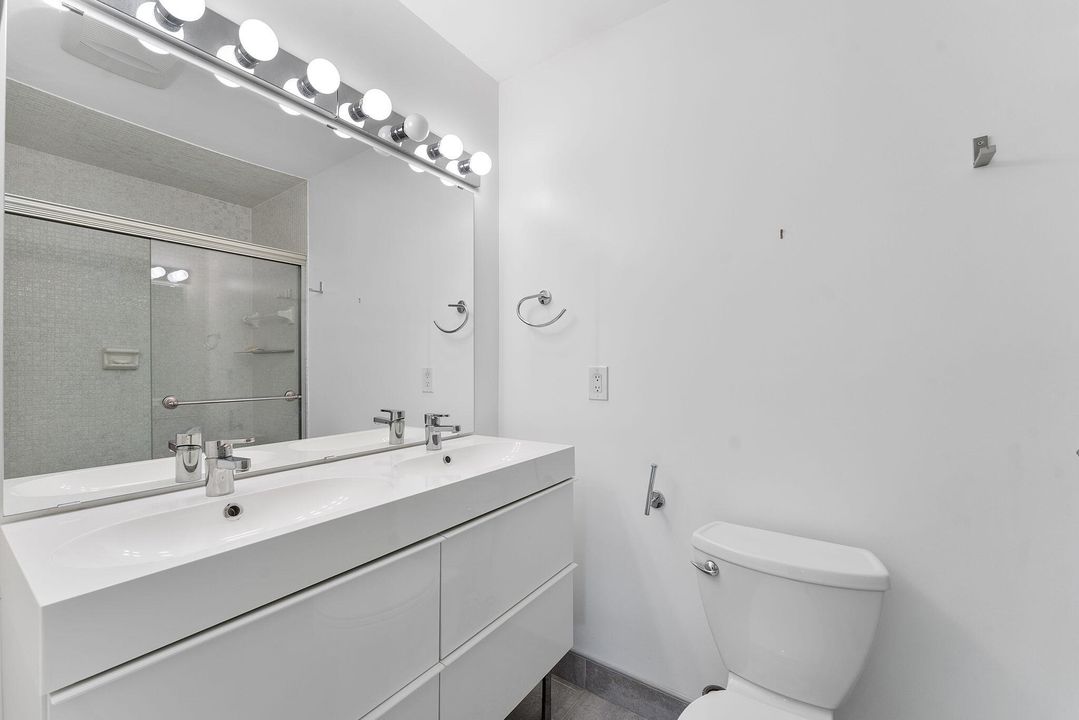 Под контрактом: $259,000 (2 спален, 2 ванн, 1137 Квадратных фут)