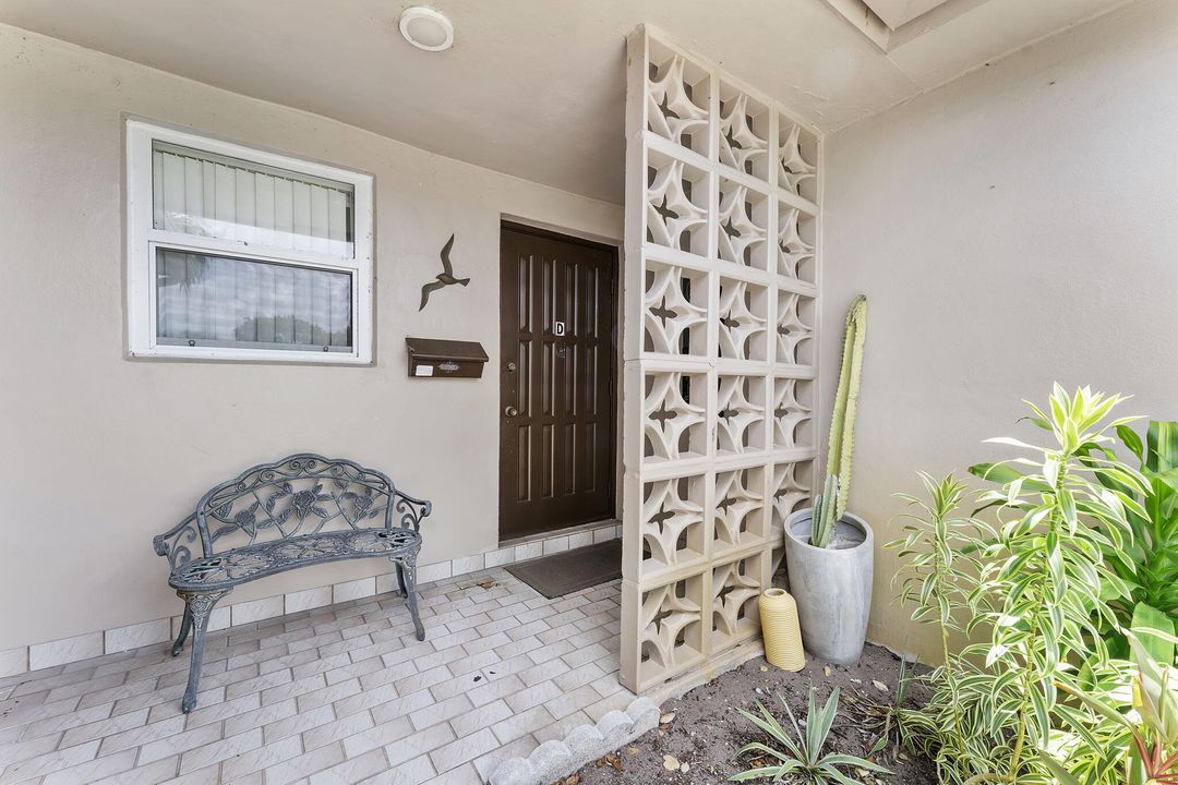 Под контрактом: $259,000 (2 спален, 2 ванн, 1137 Квадратных фут)