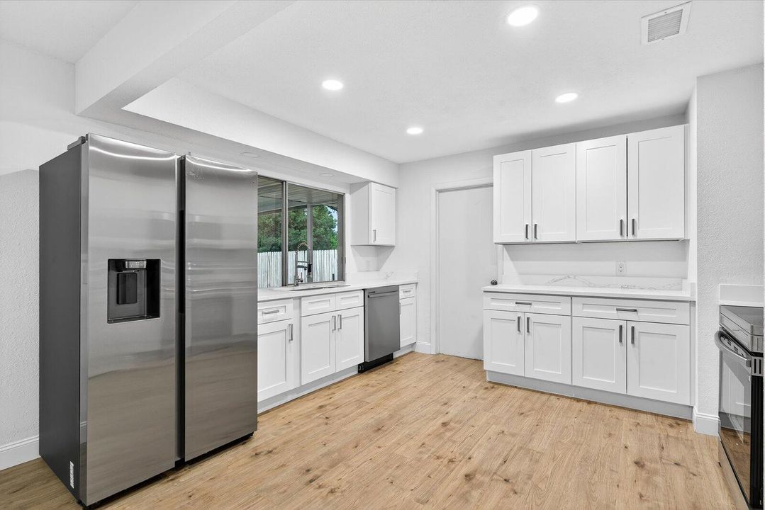 Vendido Recientemente: $279,999 (3 camas, 2 baños, 1425 Pies cuadrados)