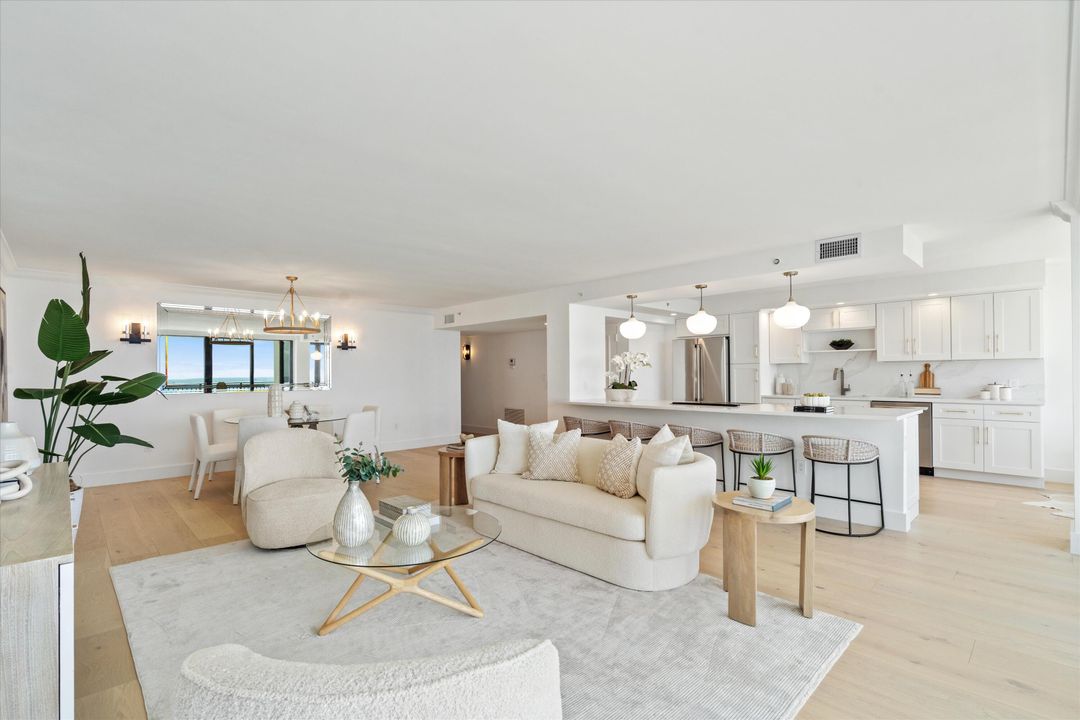 合同活跃: $1,399,000 (2 贝兹, 2 浴室, 1627 平方英尺)