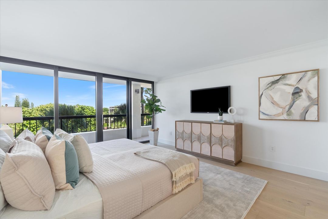 合同活跃: $1,399,000 (2 贝兹, 2 浴室, 1627 平方英尺)