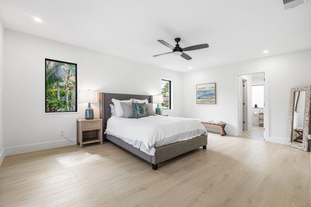 待售: $2,725,000 (7 贝兹, 4 浴室, 4246 平方英尺)