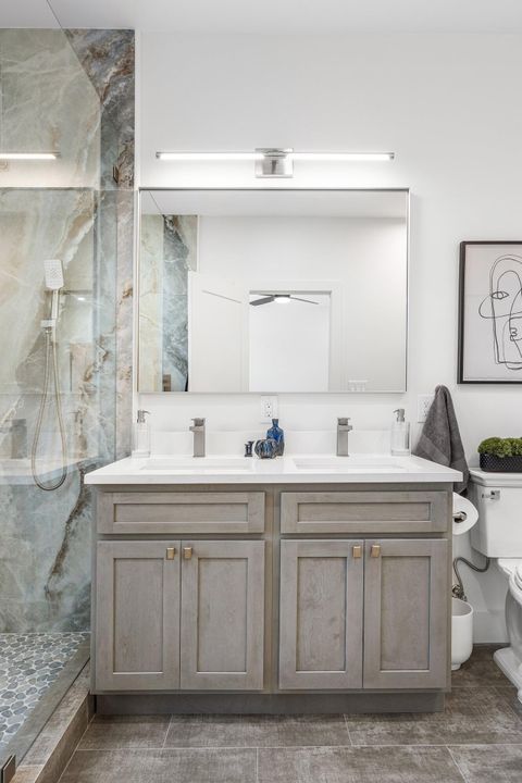 待售: $2,725,000 (7 贝兹, 4 浴室, 4246 平方英尺)