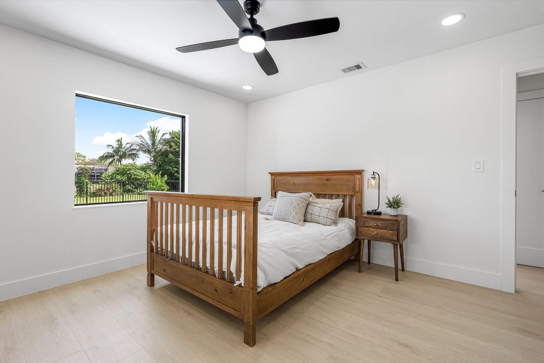 待售: $2,725,000 (7 贝兹, 4 浴室, 4246 平方英尺)