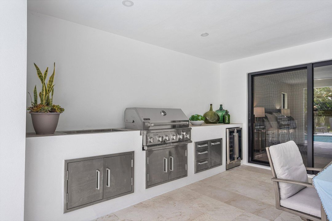 待售: $2,725,000 (7 贝兹, 4 浴室, 4246 平方英尺)