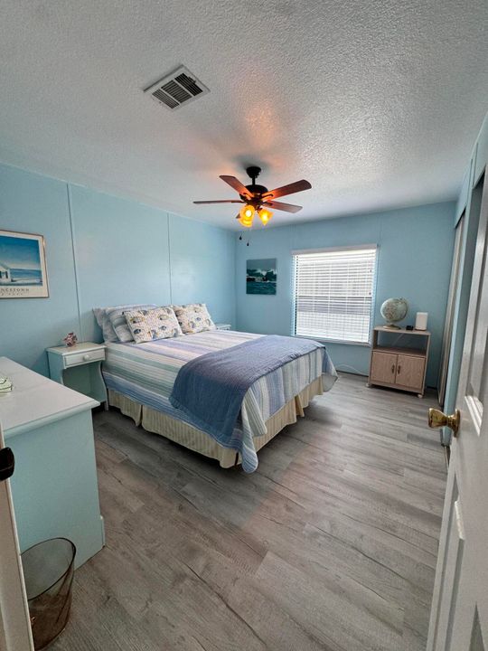 For Sale: $45,500 (2 beds, 2 baths, 1400 Square Feet)