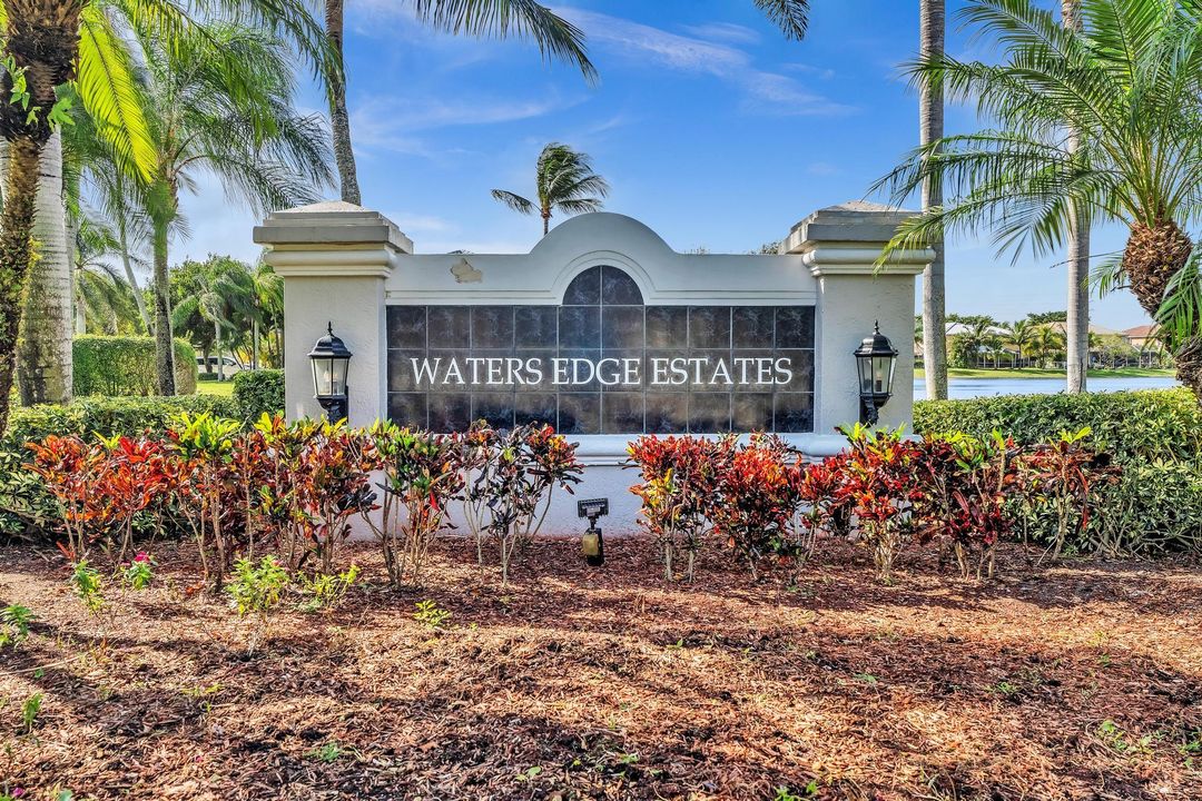 Под контрактом: $985,000 (4 спален, 3 ванн, 3252 Квадратных фут)