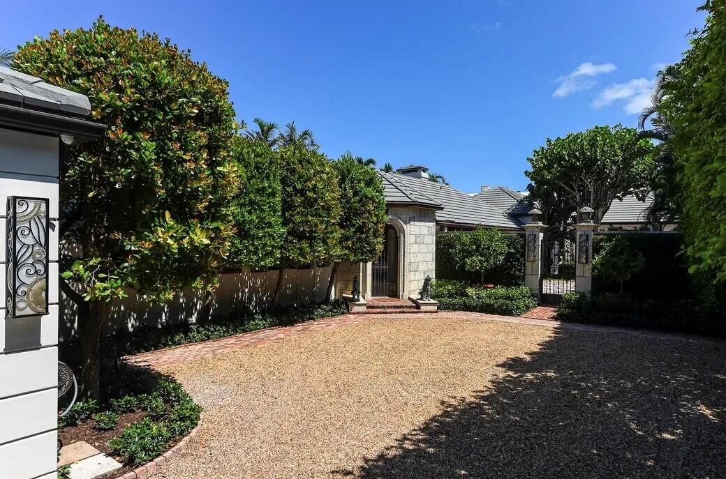 For Rent: $75,000 (4 beds, 4 baths, 4781 Square Feet)