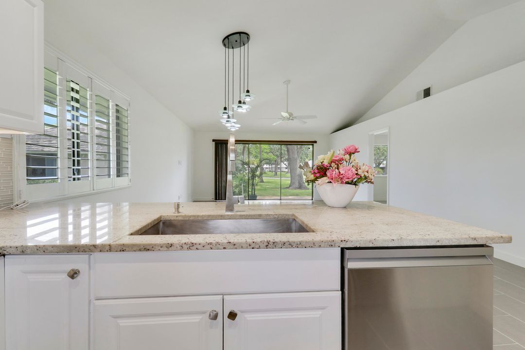 En Venta: $440,000 (2 camas, 2 baños, 1135 Pies cuadrados)