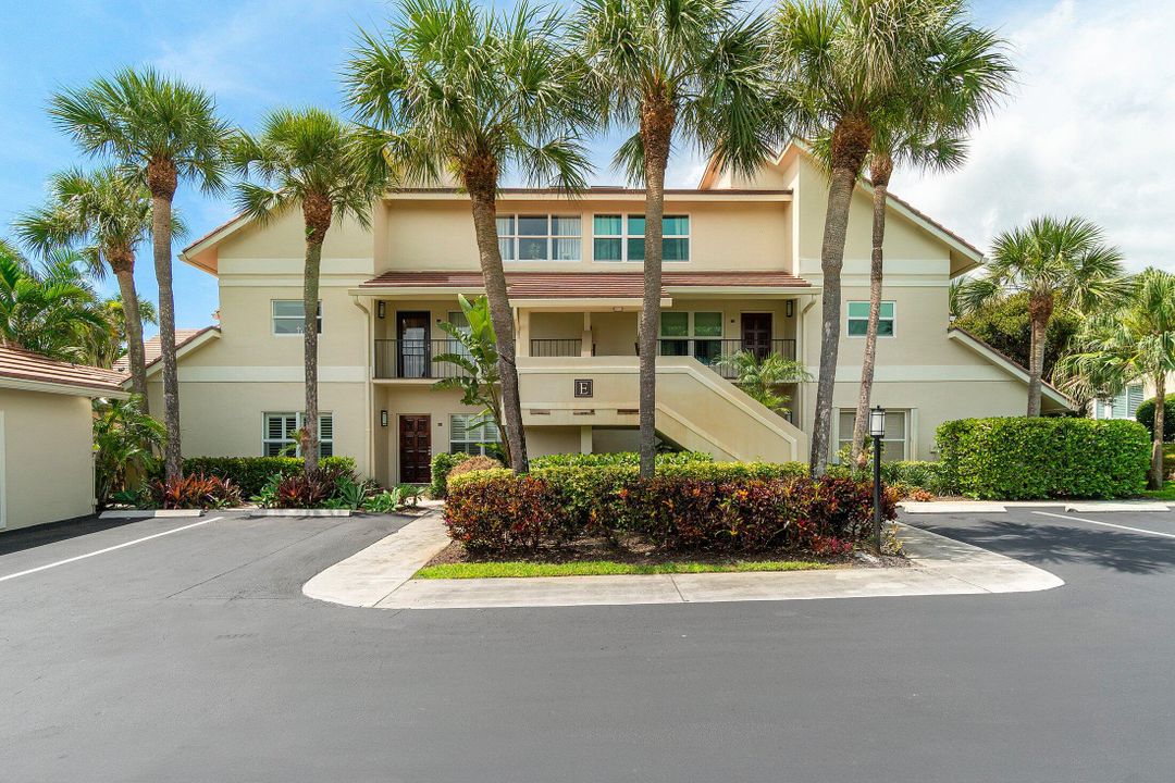 Activo con contrato: $10,000 (3 camas, 3 baños, 1700 Pies cuadrados)