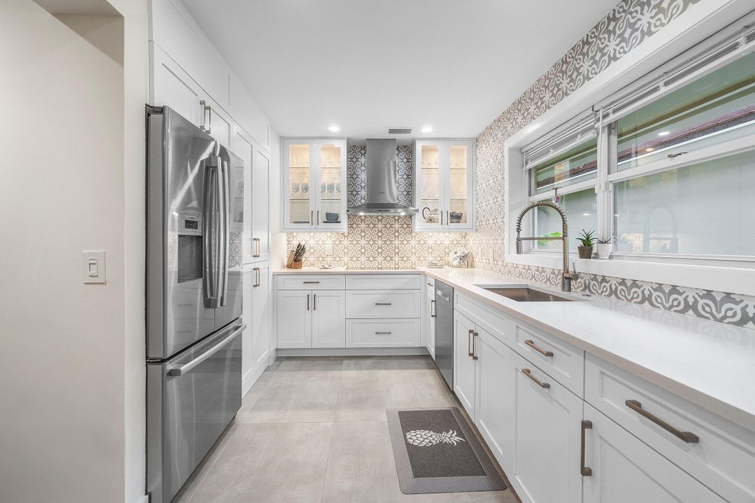 Activo con contrato: $10,000 (3 camas, 3 baños, 1700 Pies cuadrados)