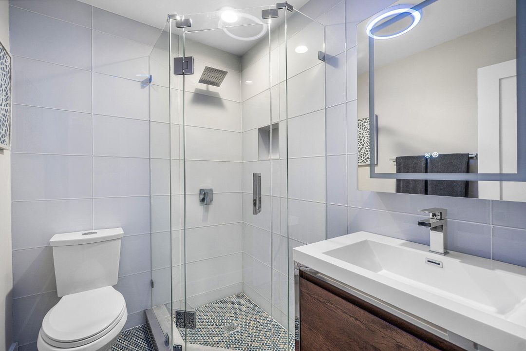 Activo con contrato: $10,000 (3 camas, 3 baños, 1700 Pies cuadrados)