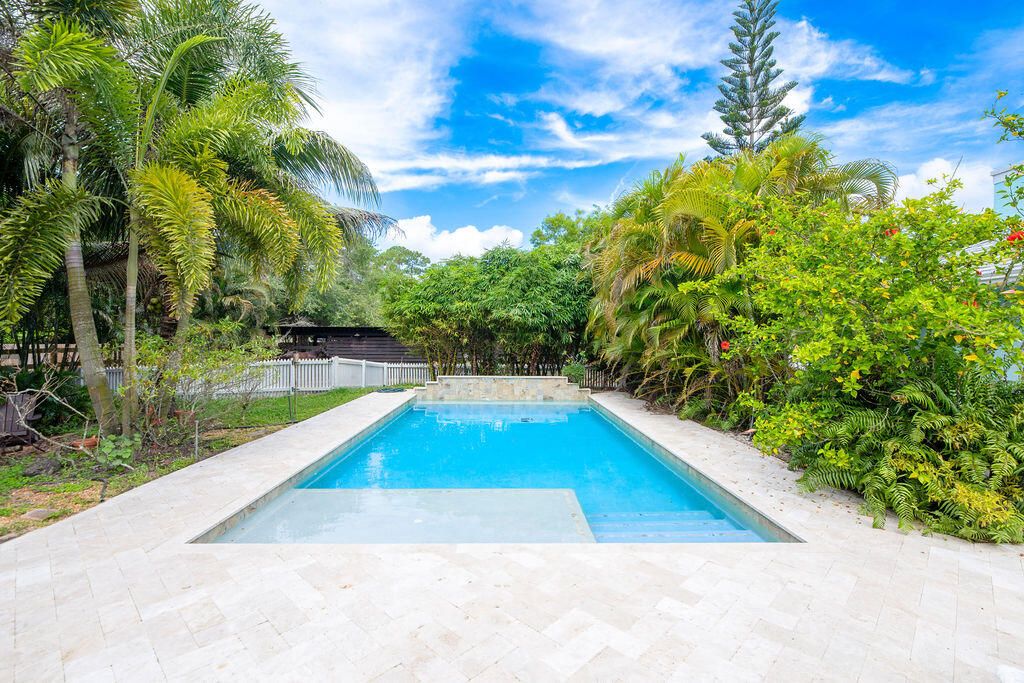 En Venta: $1,149,000 (4 camas, 3 baños, 2826 Pies cuadrados)