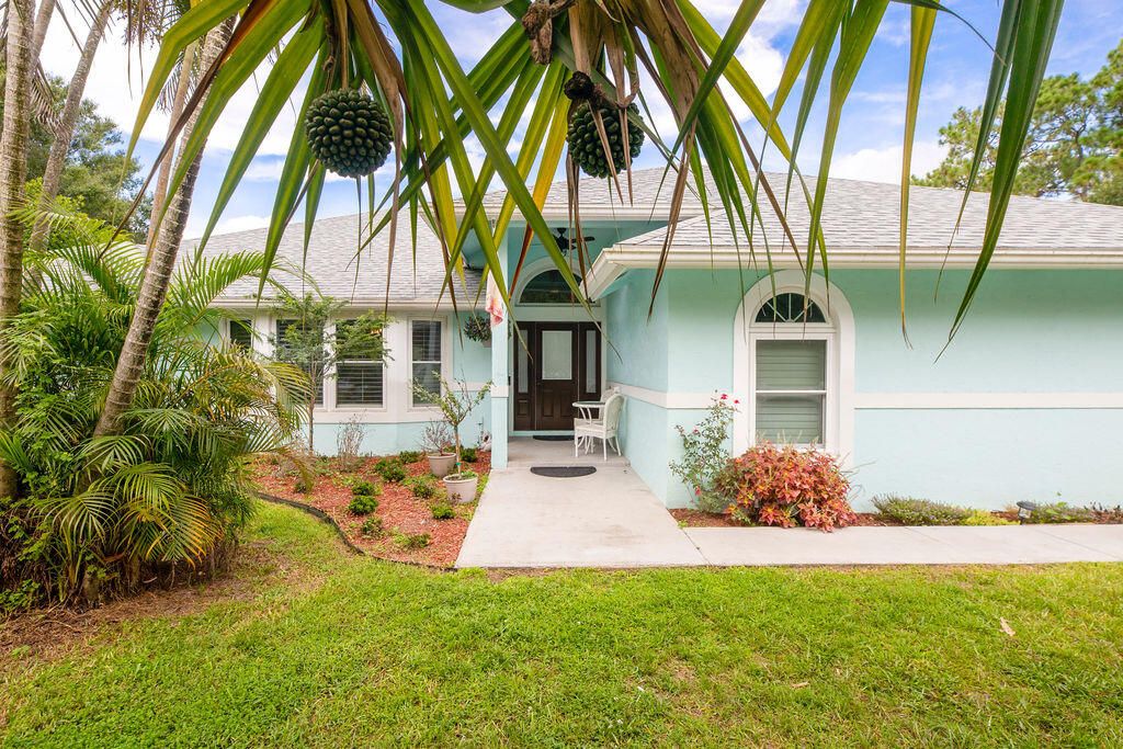 En Venta: $1,149,000 (4 camas, 3 baños, 2826 Pies cuadrados)