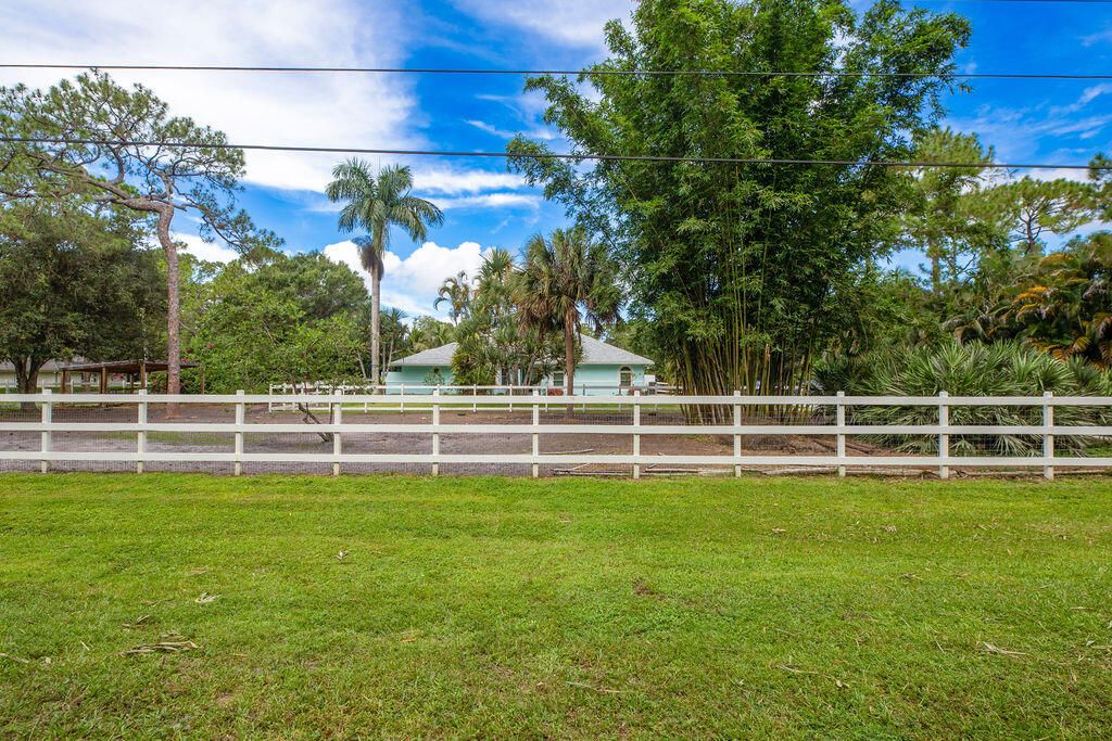 En Venta: $1,149,000 (4 camas, 3 baños, 2826 Pies cuadrados)