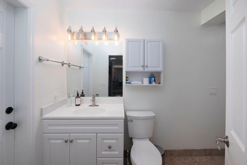 En Venta: $1,149,000 (4 camas, 3 baños, 2826 Pies cuadrados)