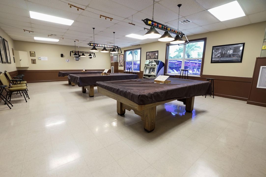 Active With Contract: $90,000 (1 beds, 1 baths, 611 Square Feet)