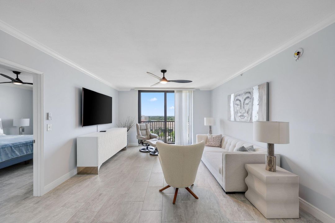 Activo con contrato: $699,900 (2 camas, 2 baños, 1155 Pies cuadrados)