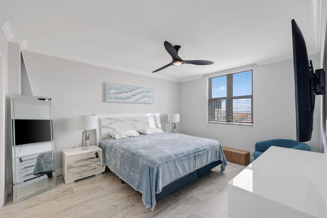 Activo con contrato: $699,900 (2 camas, 2 baños, 1155 Pies cuadrados)