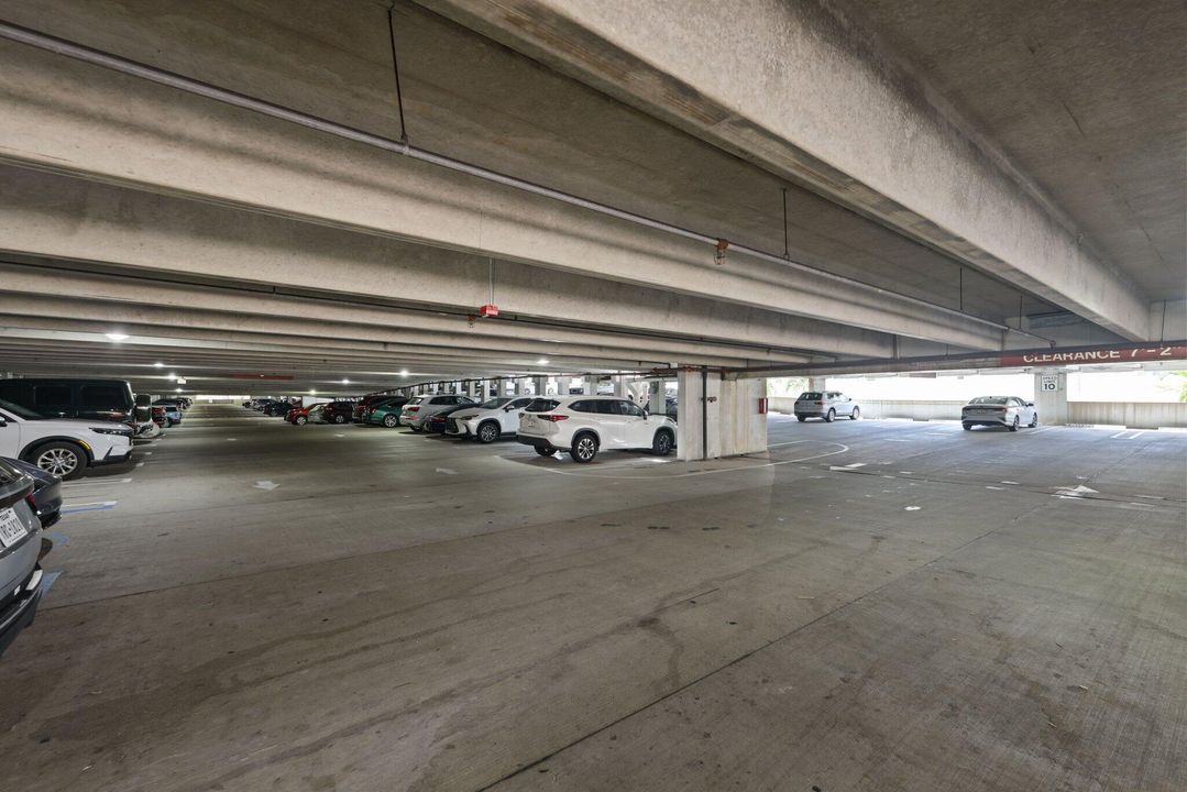 Activo con contrato: $699,900 (2 camas, 2 baños, 1155 Pies cuadrados)