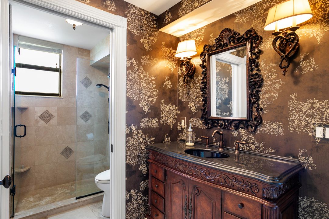 For Sale: $1,300,000 (2 beds, 2 baths, 1520 Square Feet)