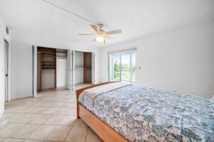 Active With Contract: $1,600 (1 beds, 1 baths, 738 Square Feet)