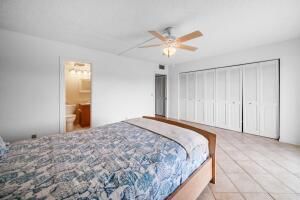 Active With Contract: $1,600 (1 beds, 1 baths, 738 Square Feet)