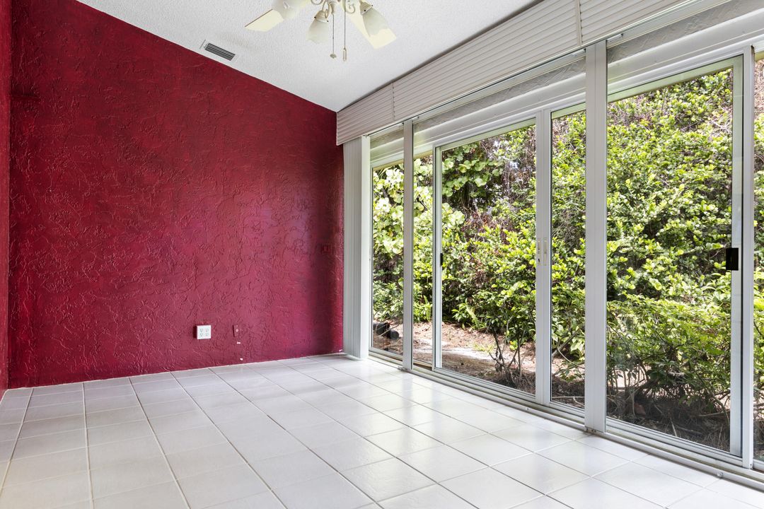 待售: $259,000 (2 贝兹, 2 浴室, 1299 平方英尺)