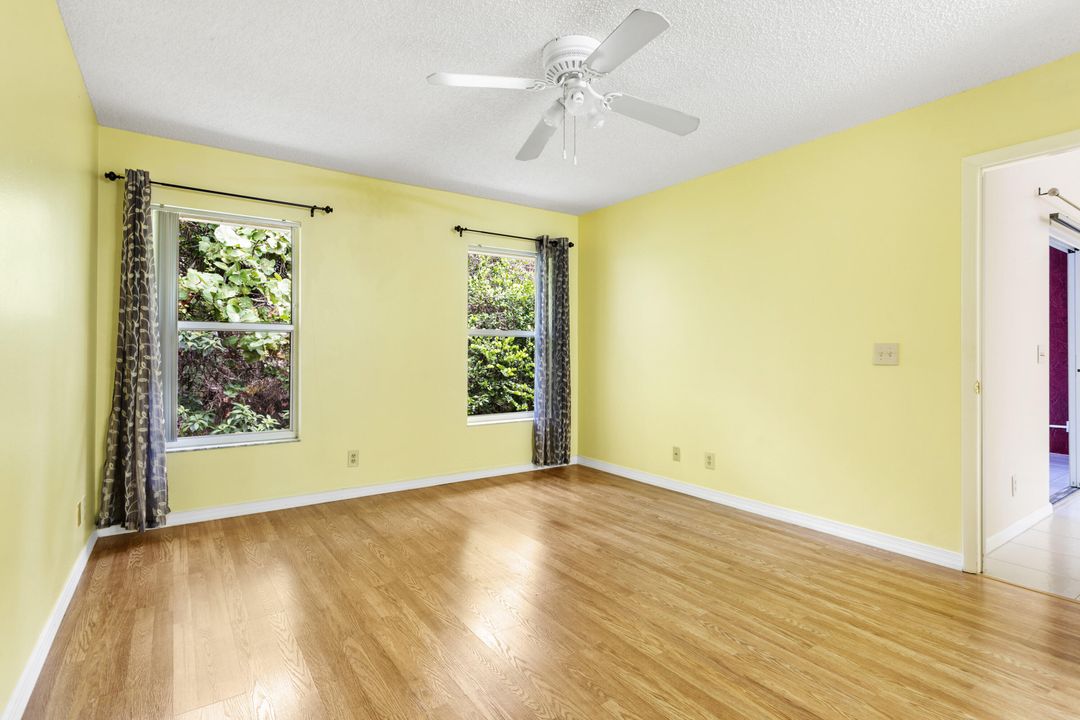 待售: $259,000 (2 贝兹, 2 浴室, 1299 平方英尺)