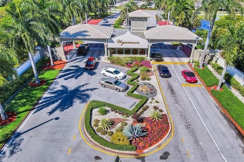 Activo con contrato: $2,550 (2 camas, 2 baños, 1156 Pies cuadrados)