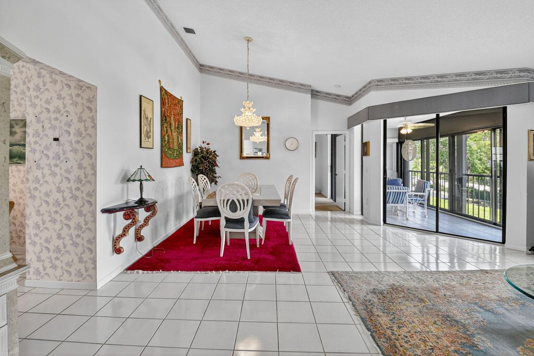 Active With Contract: $195,000 (3 beds, 2 baths, 1326 Square Feet)