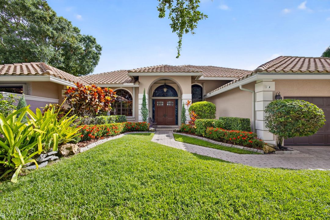 Active With Contract: $1,425,000 (4 beds, 3 baths, 2928 Square Feet)