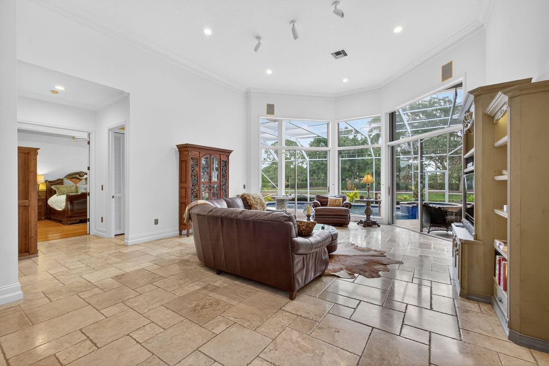 Active With Contract: $1,425,000 (4 beds, 3 baths, 2928 Square Feet)