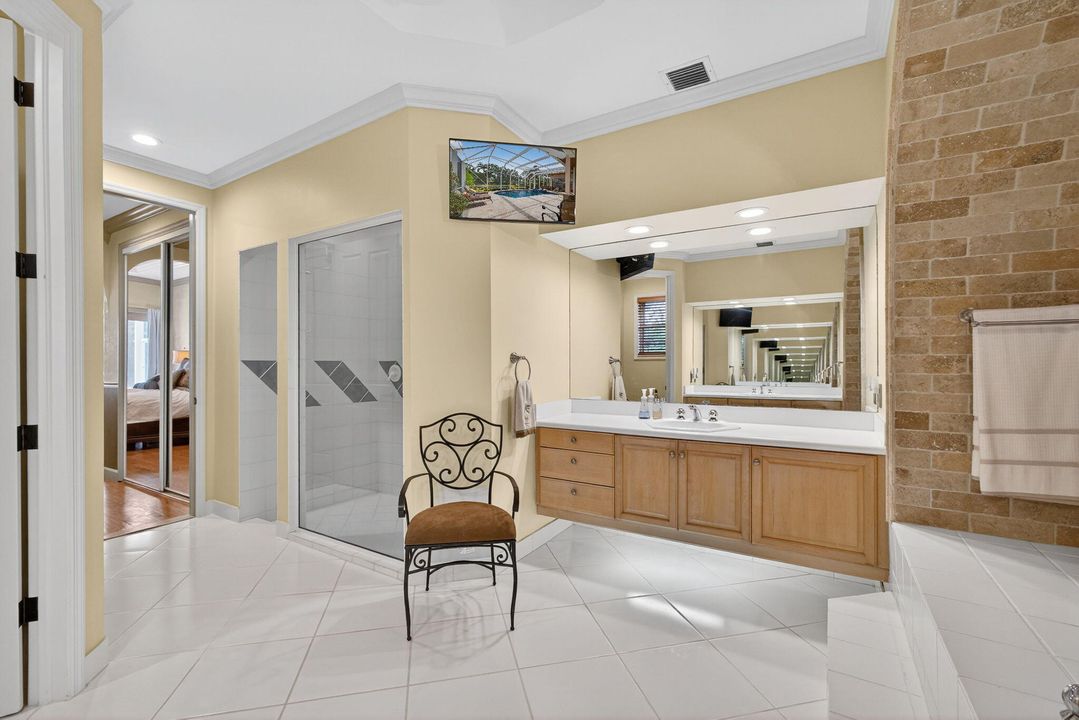 Active With Contract: $1,425,000 (4 beds, 3 baths, 2928 Square Feet)