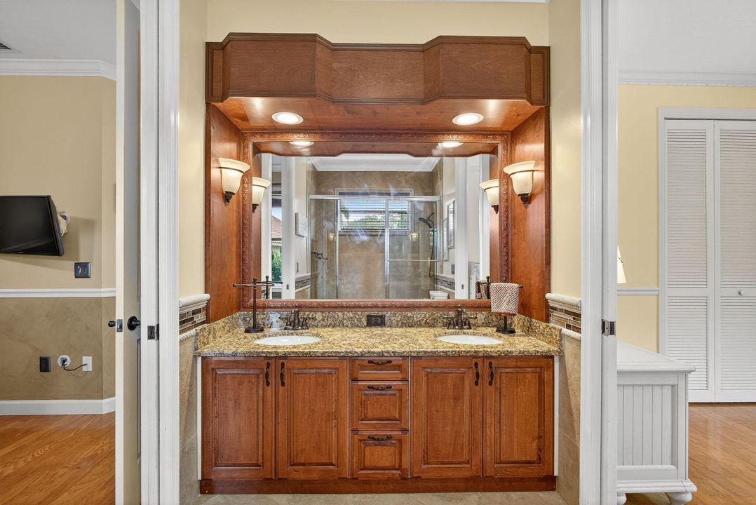 Active With Contract: $1,425,000 (4 beds, 3 baths, 2928 Square Feet)