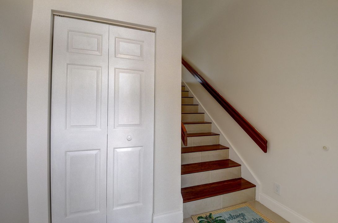 Active With Contract: $5,000 (3 beds, 2 baths, 1620 Square Feet)