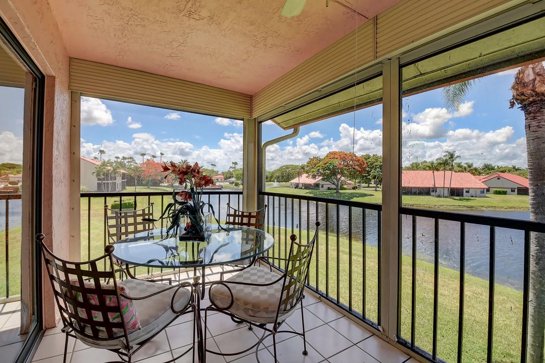 Active With Contract: $5,000 (3 beds, 2 baths, 1620 Square Feet)