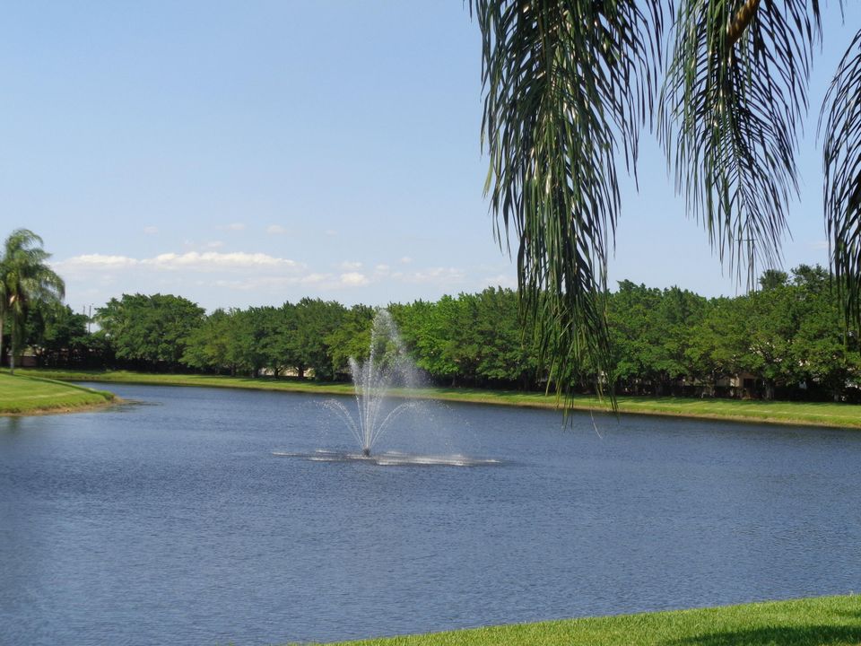 Active With Contract: $5,000 (3 beds, 2 baths, 1620 Square Feet)